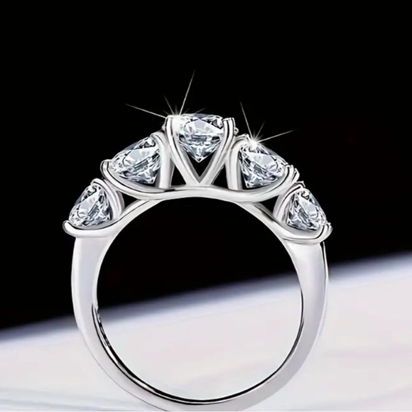 Symmetrical Silver  Five Stone  Zirconia Wedding Band Size 7 - Picture 15 of 16